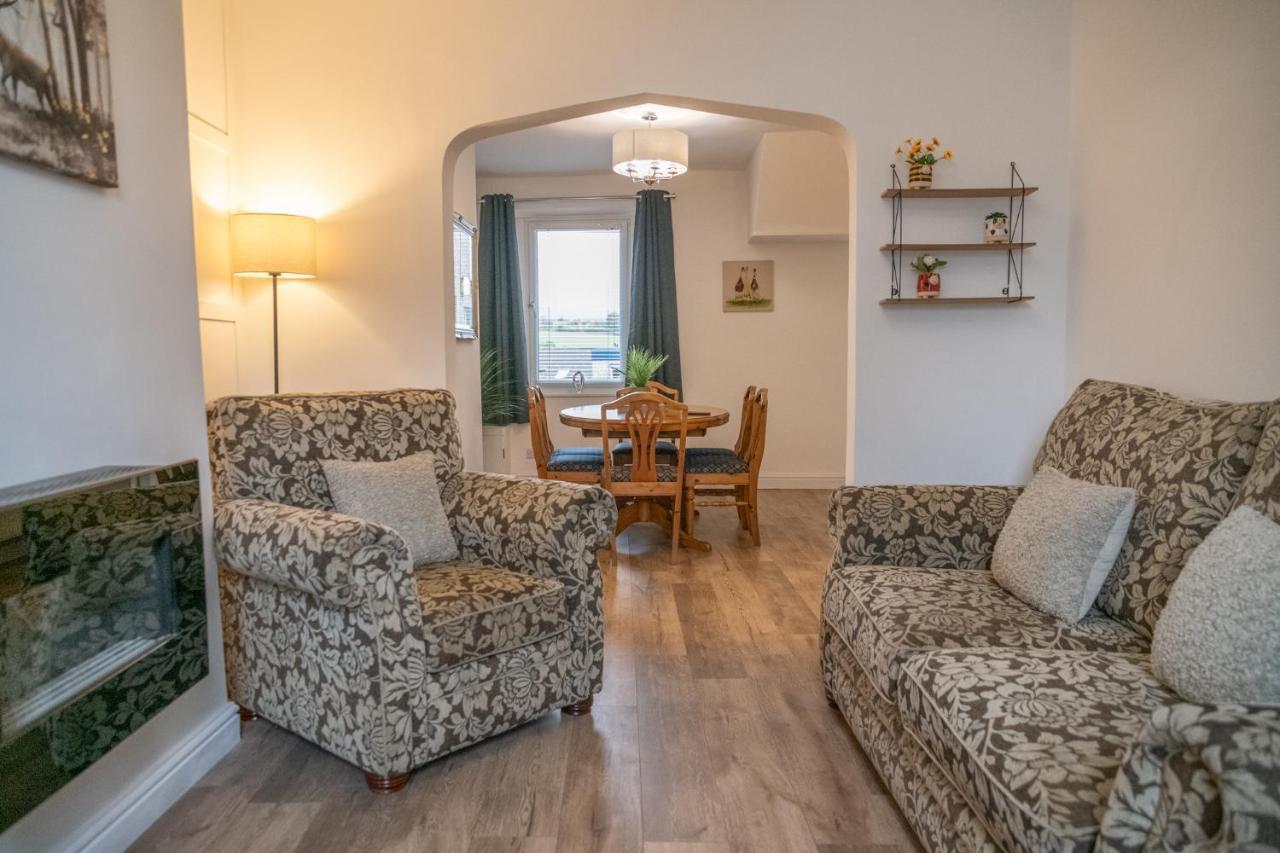 Moon Cottage, 3 Bedroom Property 克利特 外观 照片